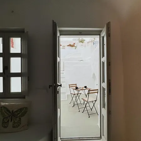 Apartment As Holiday Caves Messaria (Santorini)